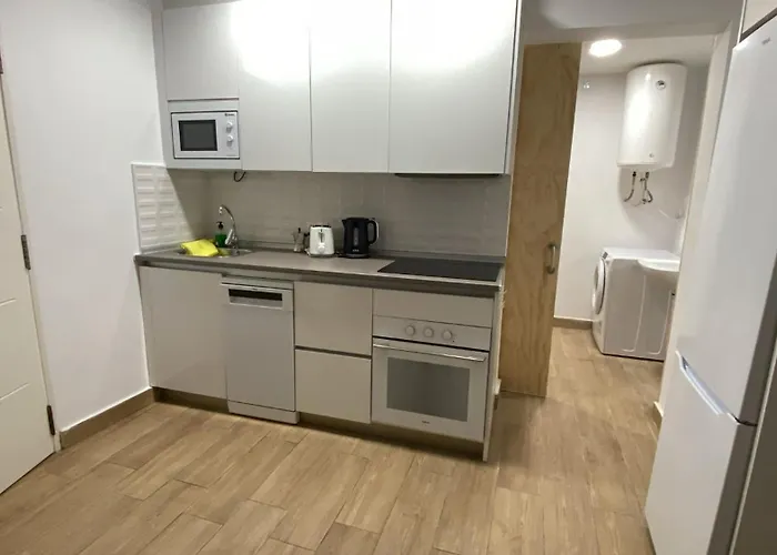 Rockside Residences Suites La Linea N3